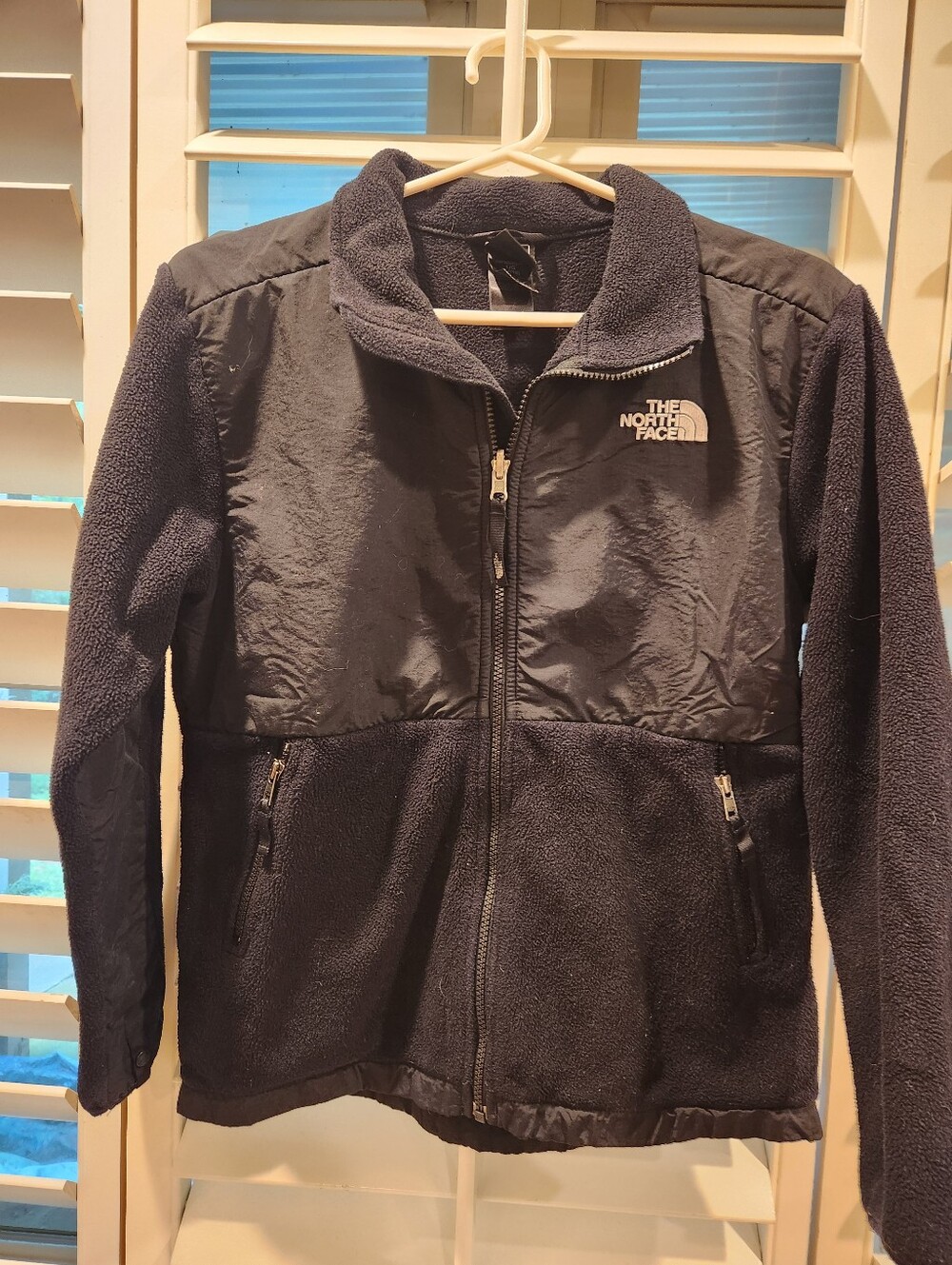 The North Face Kids' Black Fleece Jacket, Size L